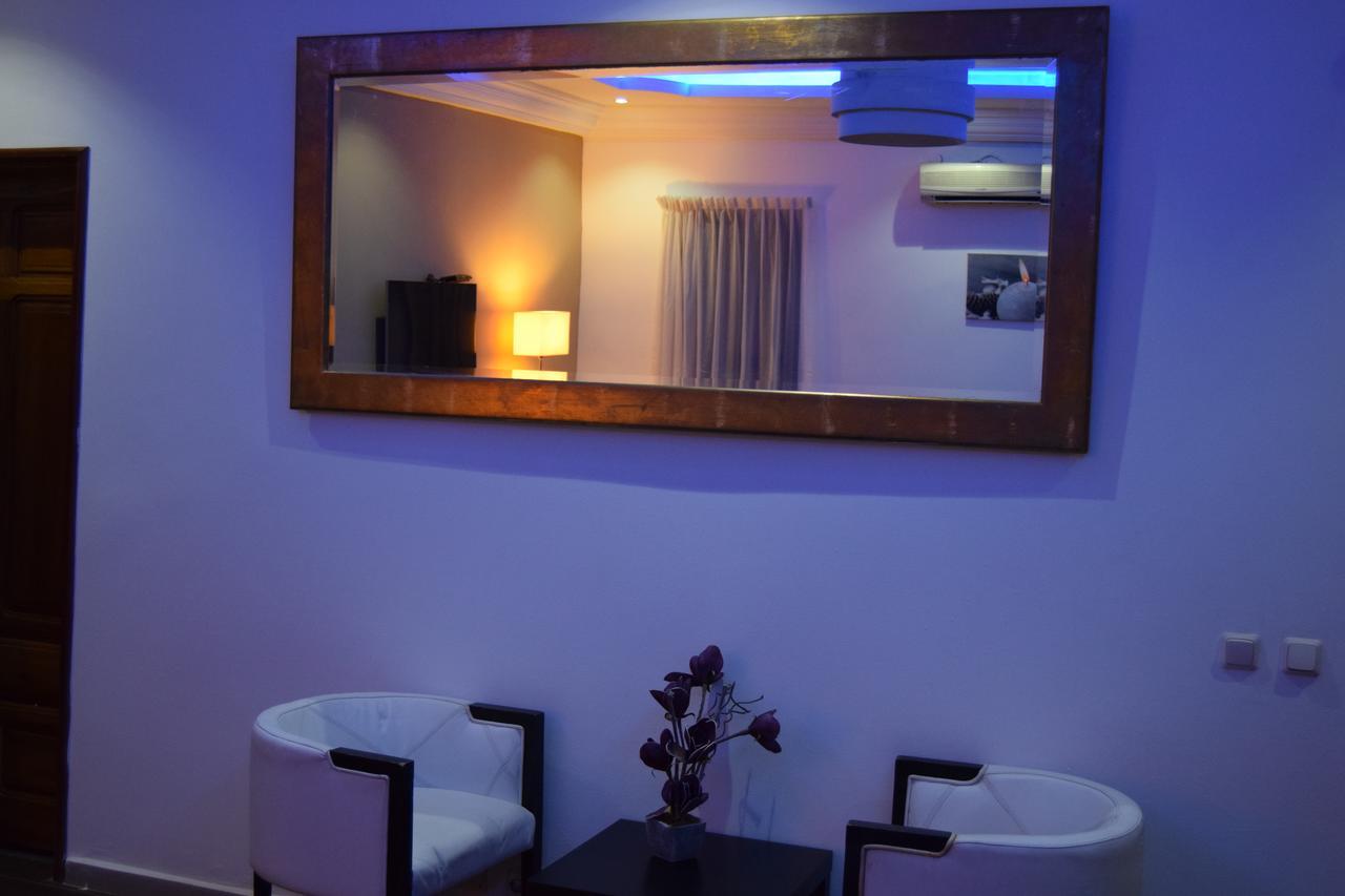 Residence Blue Hotel Thies Buitenkant foto